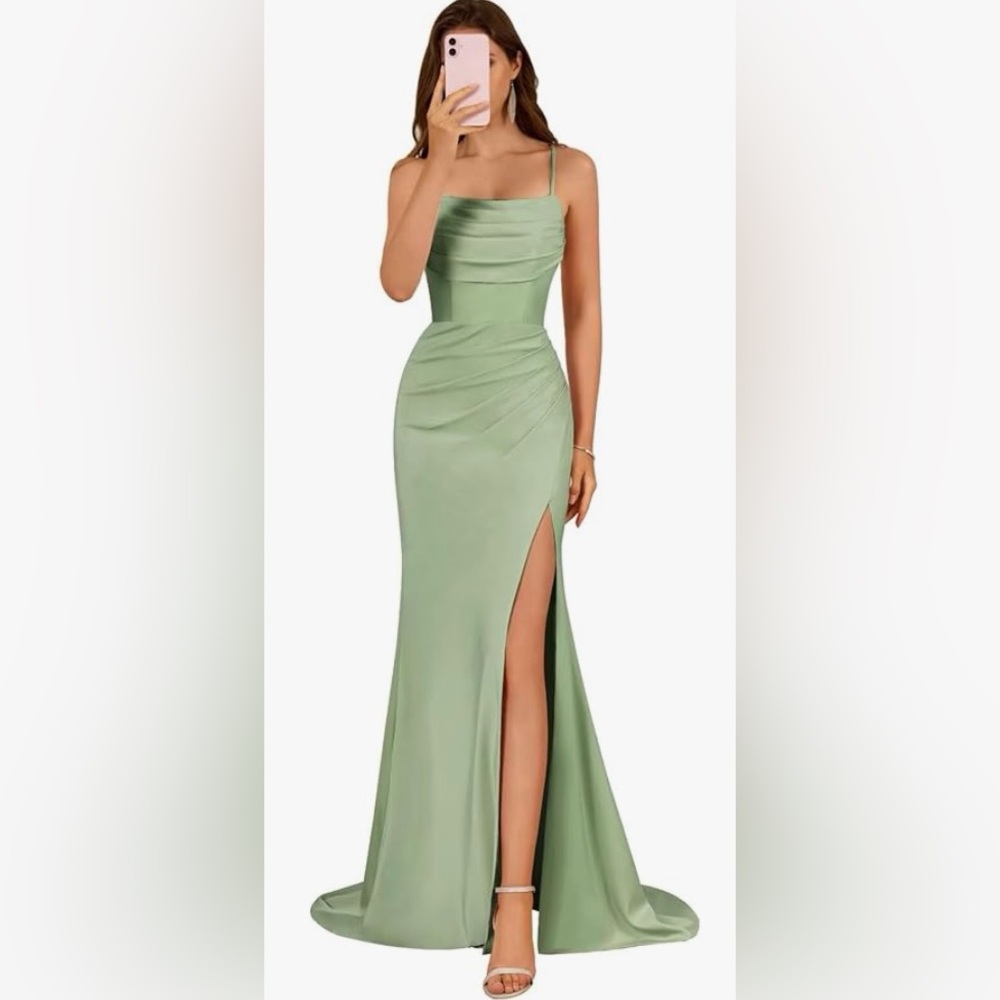 NWT Women’s Satin Sage Green Formal Maxi Dress w/ Slit (Size M/6)!